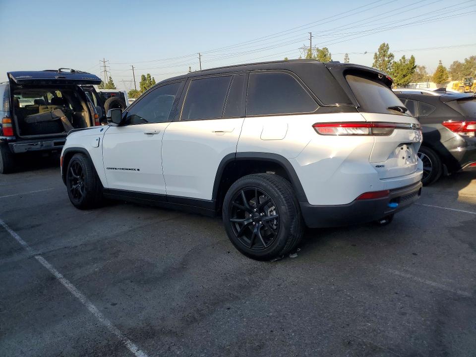 Продажа на аукционе авто 2022 Jeep Grand Cherokee, vin: 1C4RJYC68N8748104, номер лота: 61173026