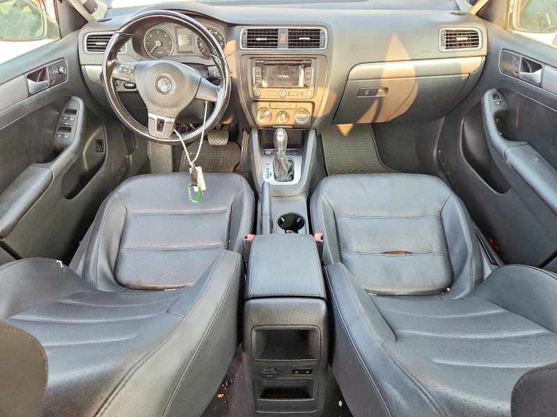 2014 Volkswagen Jetta მანქანა იყიდება აუქციონზე, vin: 3VWLL7AJ4EM273996, აუქციონის ნომერი: 63527026