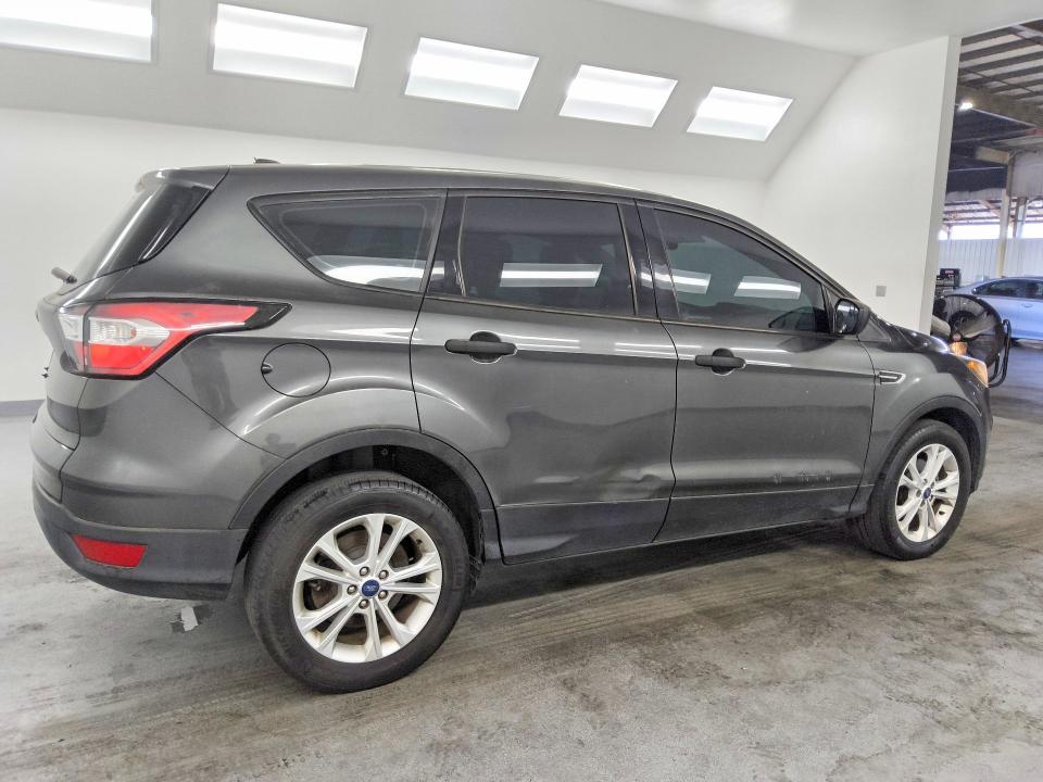 Auction sale of the 2018 Ford Escape, vin: 1FMCU0F70JUA04500, lot number: 62674986