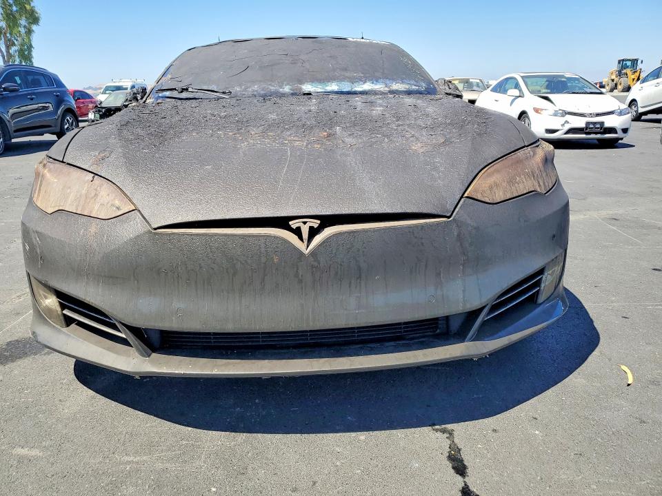 Продаж на аукціоні авто 2018 Tesla Model S, vin: 5YJSA1E41JF243066, номер лоту: 61374586