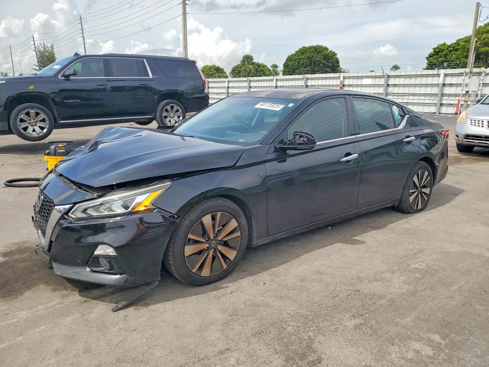 Продажа на аукционе авто 2019 Nissan Altima, vin: 1N4BL4EV1KC225840, номер лота: 64115926