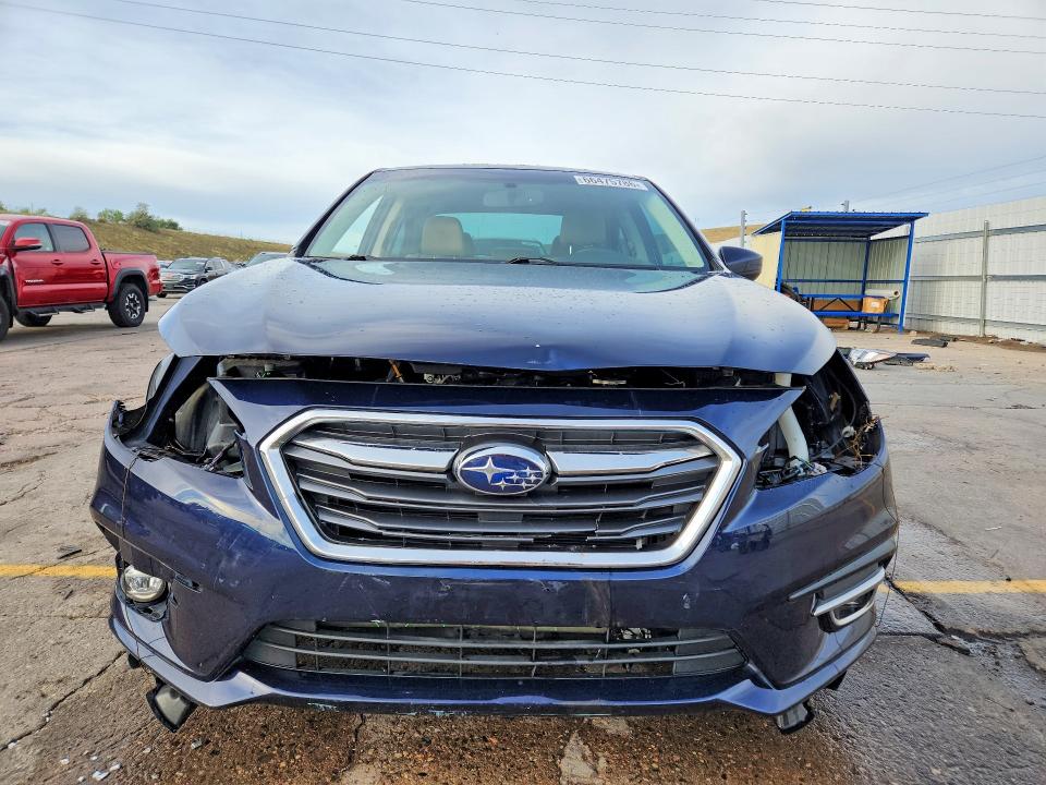 66475786 :رقم المزاد ، 4S3BNAC61J3033900 vin ، 2018 Subaru Legacy مزاد بيع
