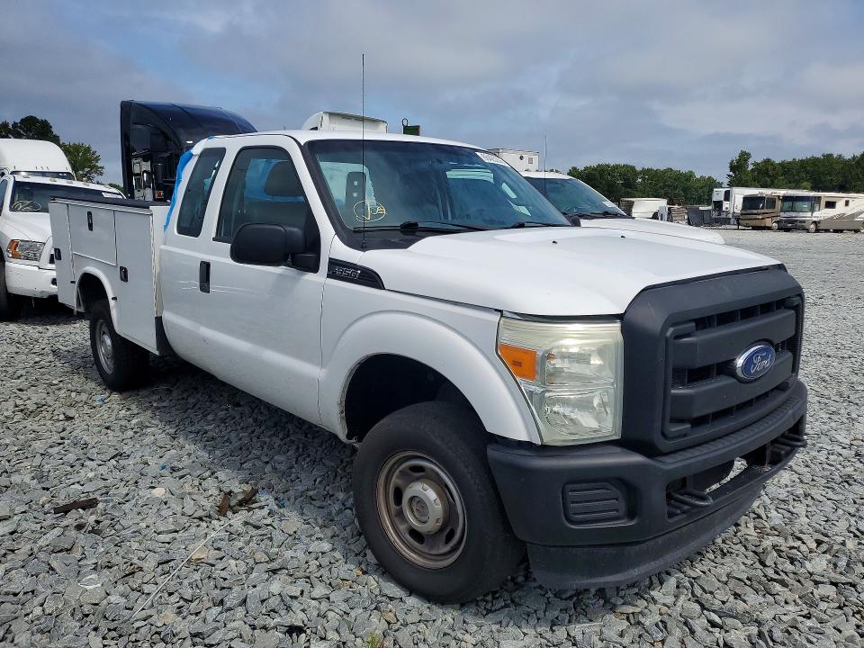 66425206 :رقم المزاد ، 1FD8X3B63GEC75663 vin ، 2016 Ford F350 مزاد بيع