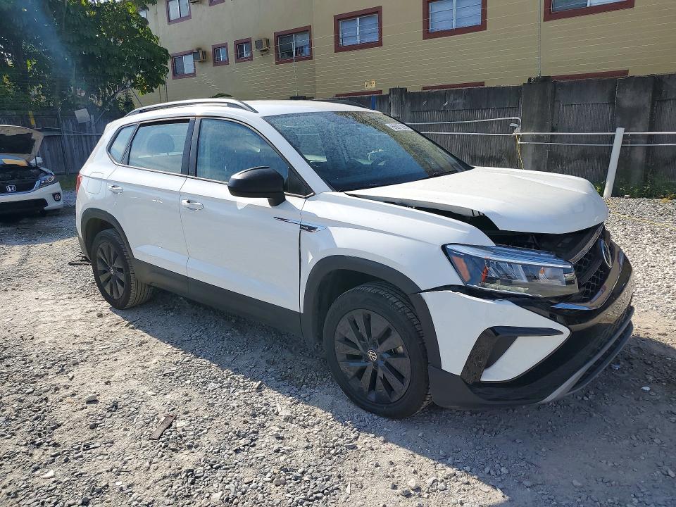 2022 Volkswagen Taos მანქანა იყიდება აუქციონზე, vin: 3VVCX7B20NM050175, აუქციონის ნომერი: 65077286