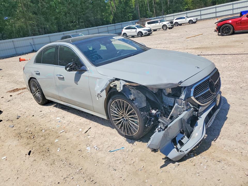 2025 Mercedes-benz E მანქანა იყიდება აუქციონზე, vin: W1KLF4HB9SA117216, აუქციონის ნომერი: 64231976