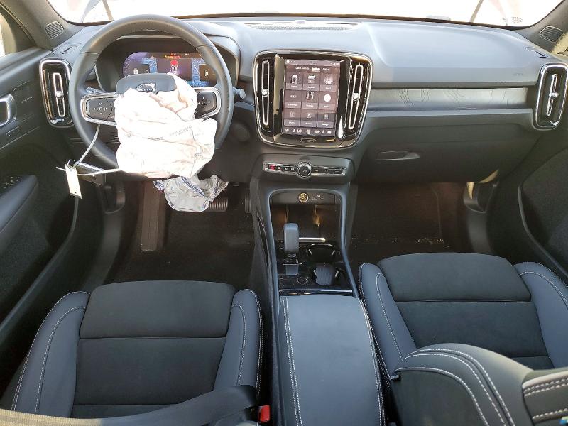 63698826 :رقم المزاد ، YV4ED3GM0P2044953 vin ، 2023 Volvo C40 مزاد بيع
