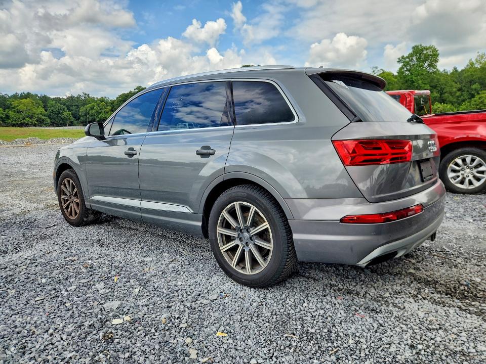 2017 Audi Q7 მანქანა იყიდება აუქციონზე, vin: WA1AAAF76HD019727, აუქციონის ნომერი: 63802036