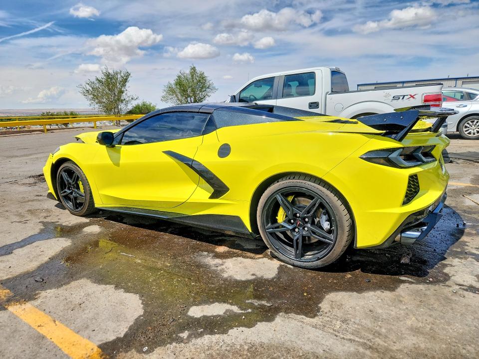 66610946 :رقم المزاد ، 1G1YC3D45M5000019 vin ، 2021 Chevrolet Corvette مزاد بيع