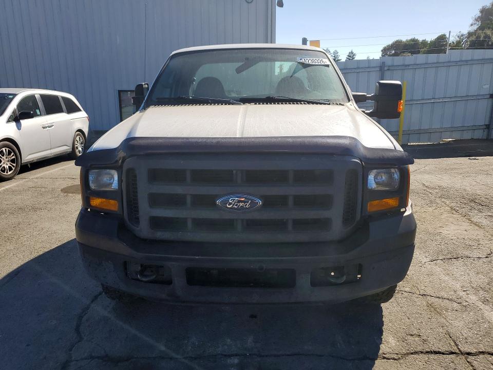 64230326 :رقم المزاد ، 1FTSX21526ED59517 vin ، 2006 Ford F250 مزاد بيع
