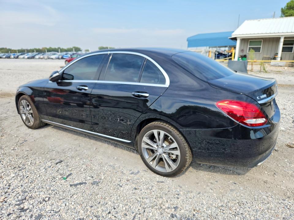 2015 Mercedes-benz C მანქანა იყიდება აუქციონზე, vin: 55SWF4KB5FU092522, აუქციონის ნომერი: 65347916