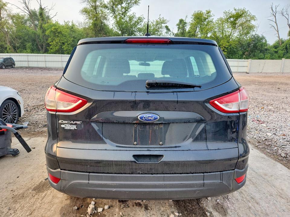 2013 Ford Escape მანქანა იყიდება აუქციონზე, vin: 1FMCU0F7XDUC32587, აუქციონის ნომერი: 63692446