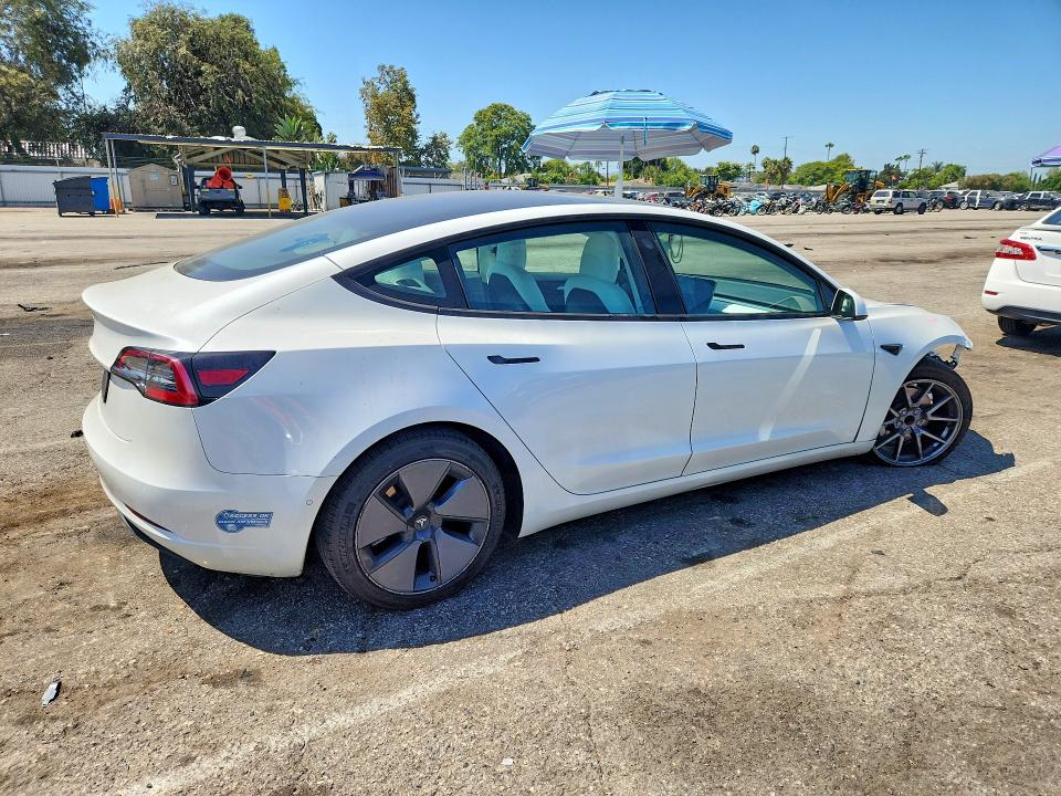 63573556 :رقم المزاد ، 5YJ3E1EA3MF995127 vin ، 2021 Tesla Model 3 مزاد بيع