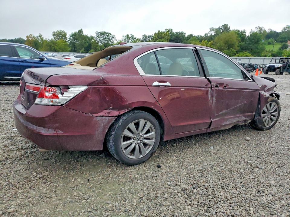 63929936 :رقم المزاد ، 1HGCP3F82CA008107 vin ، 2012 Honda Accord مزاد بيع