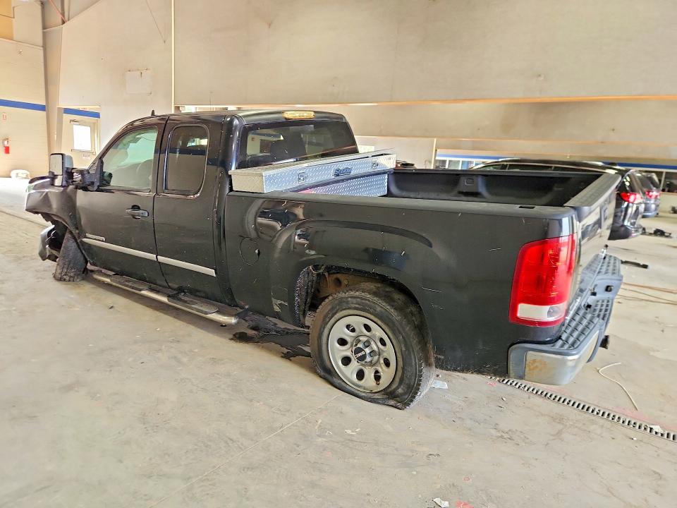 64494236 :رقم المزاد ، 1GTR1UEA0BZ401804 vin ، 2011 Gmc Sierra مزاد بيع
