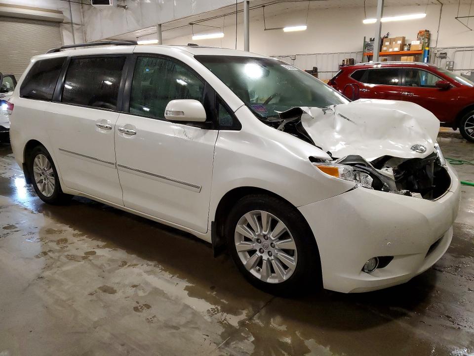 Продажа на аукционе авто 2013 Toyota Sienna, vin: 5TDYK3DC7DS375888, номер лота: 64338606