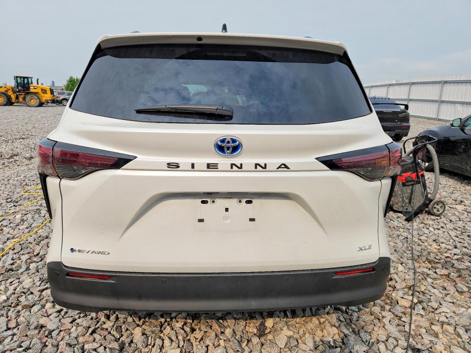 Продажа на аукционе авто 2025 Toyota Sienna, vin: 5TDJSKFC1SS190919, номер лота: 64618906