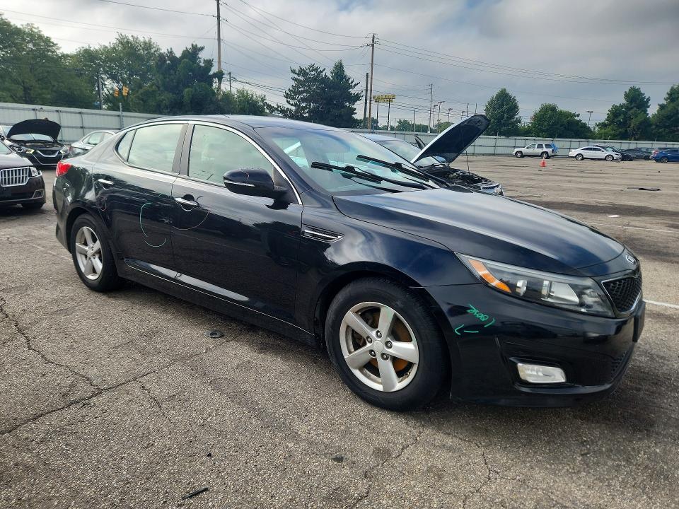 62313556 :رقم المزاد ، 5XXGM4A77FG379432 vin ، 2015 Kia Optima مزاد بيع
