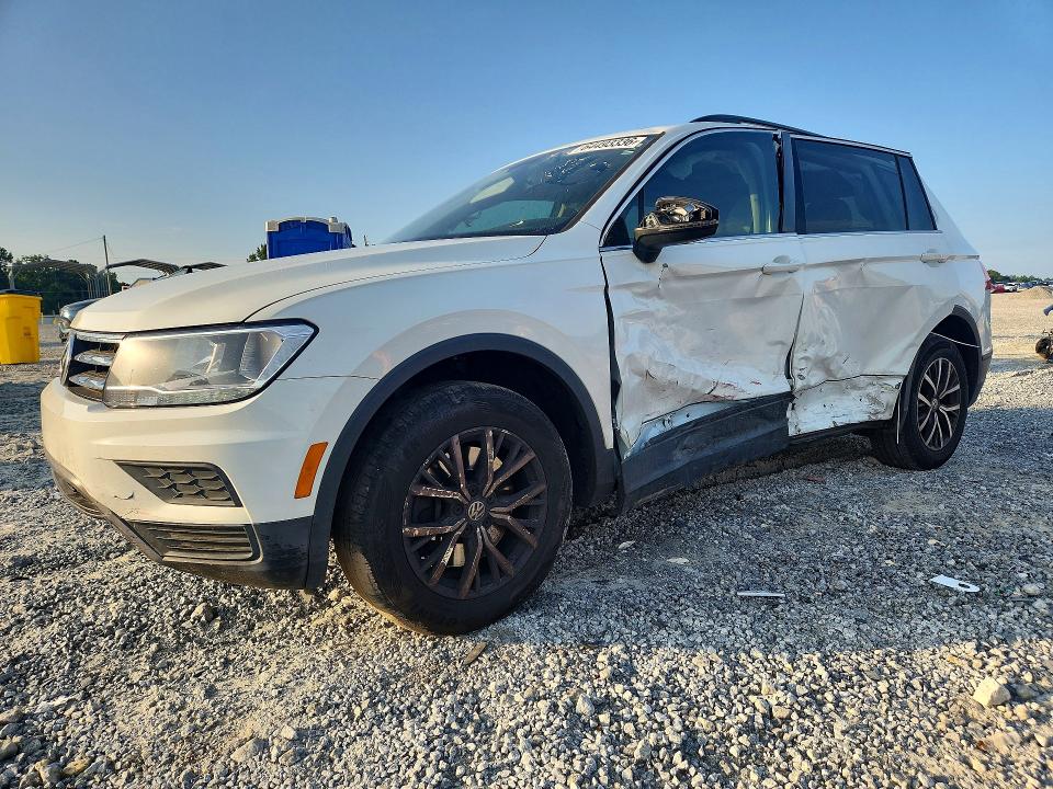 2019 Volkswagen Tiguan მანქანა იყიდება აუქციონზე, vin: 3VV3B7AX8KM105561, აუქციონის ნომერი: 64493336