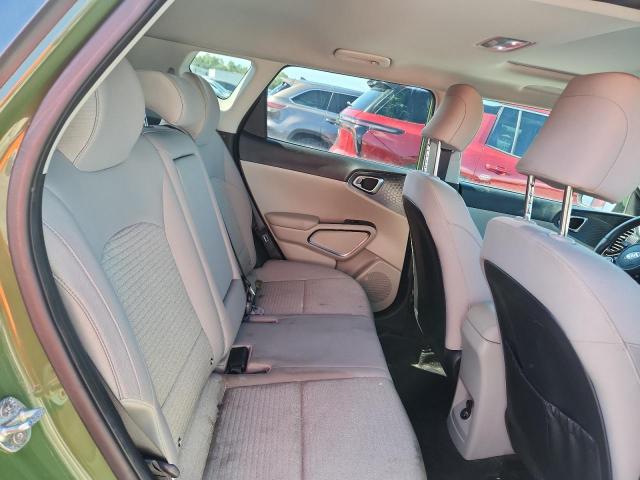64062976 :رقم المزاد ، KNDJ33AU2M7134746 vin ، 2021 Kia Soul مزاد بيع