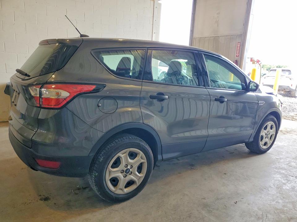 Продаж на аукціоні авто 2018 Ford Escape, vin: 1FMCU0F77JUB72912, номер лоту: 64955266