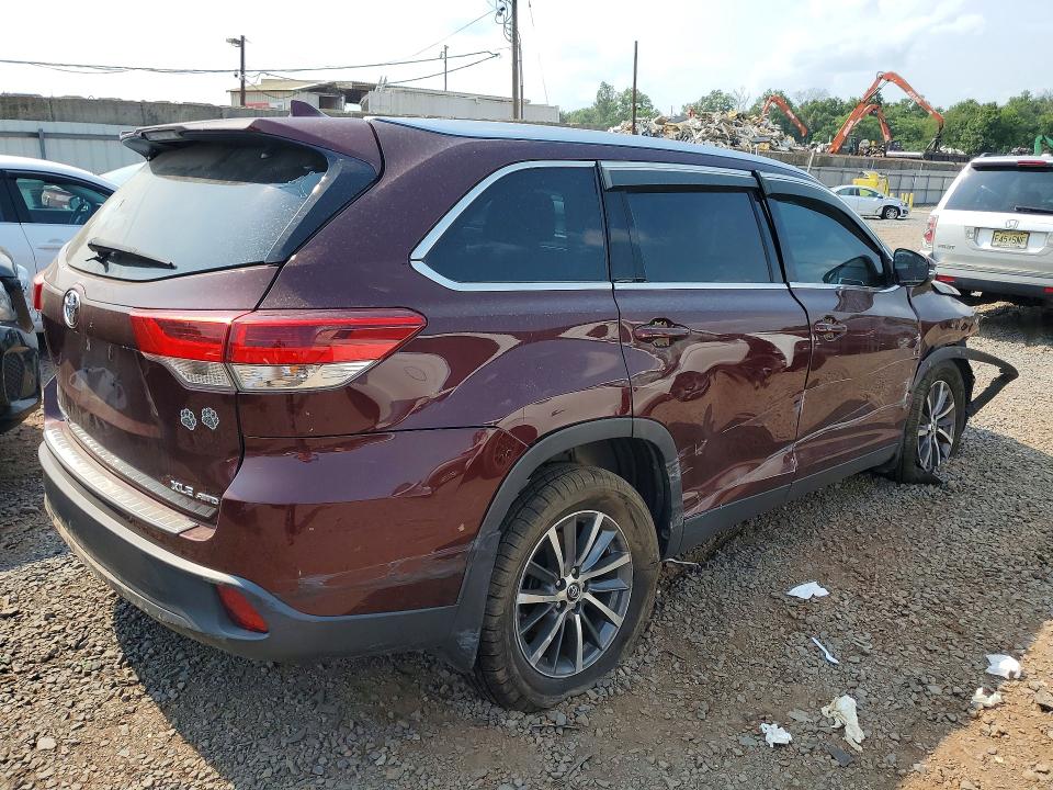 Aukcja sprzedaży 2019 Toyota Highlander, vin: 5TDJZRFH4KS737794, numer aukcji: 65122086
