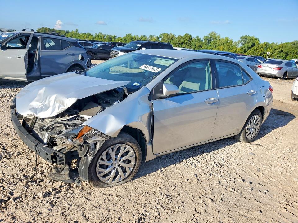 Aukcja sprzedaży 2018 Toyota Corolla, vin: 5YFBURHE4JP833180, numer aukcji: 64478966