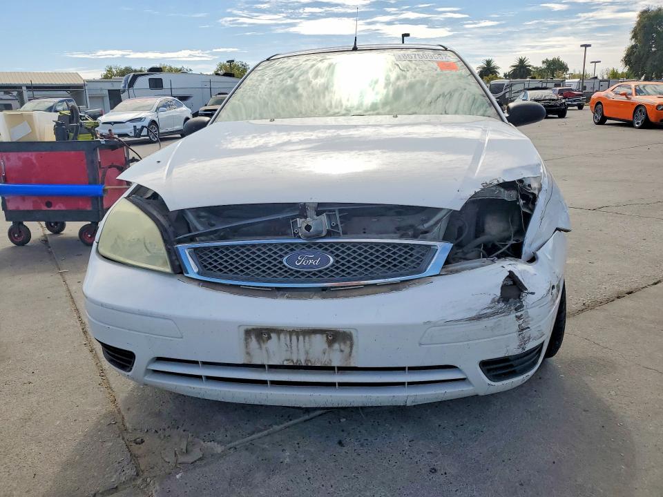 66750956 :رقم المزاد ، 1FAFP34N55W298150 vin ، 2005 Ford Focus مزاد بيع