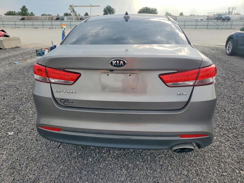 64379816 :رقم المزاد ، 5XXGU4L37JG245104 vin ، 2018 Kia Optima مزاد بيع