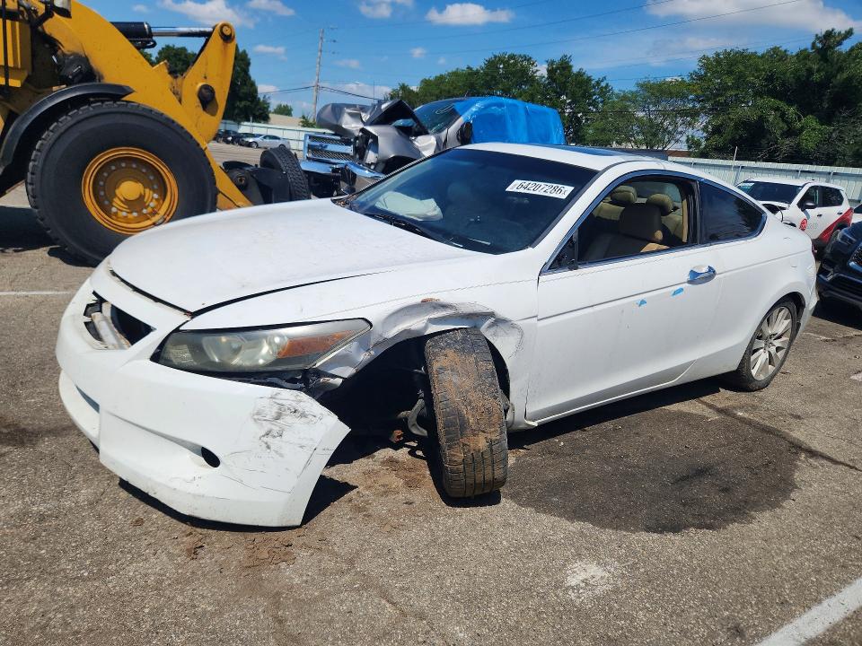 64207286 :رقم المزاد ، 1HGCS2B89AA007631 vin ، 2010 Honda Accord مزاد بيع