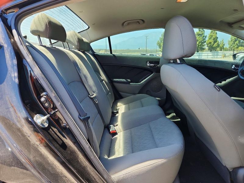 63422596 :رقم المزاد ، KNAFK4A64F5291674 vin ، 2015 Kia Forte مزاد بيع