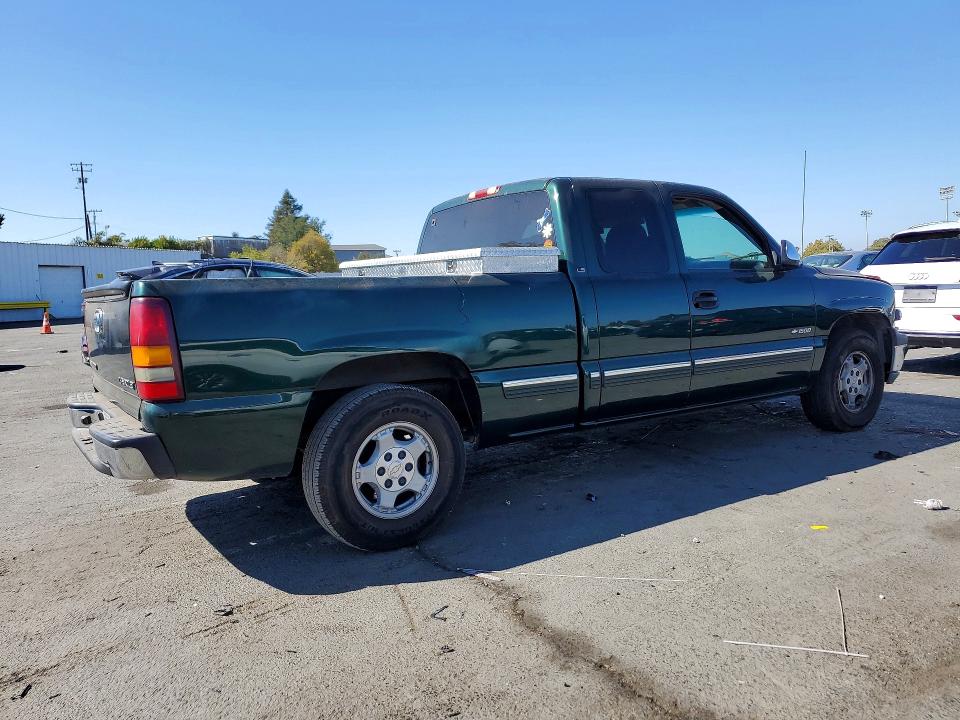 66008316 :رقم المزاد ، 2GCEC19T921204013 vin ، 2002 Chevrolet Silverado مزاد بيع