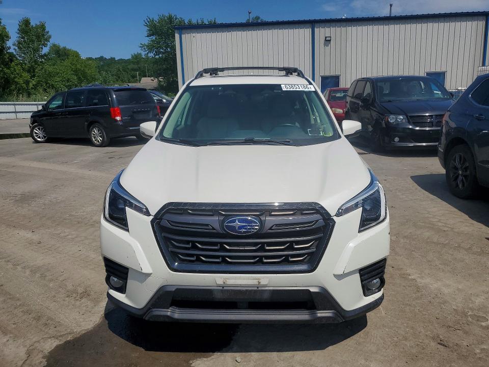 Продаж на аукціоні авто 2022 Subaru Forester, vin: JF2SKAPC2NH436142, номер лоту: 63853186