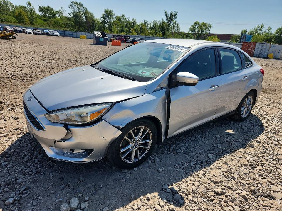 66924276 :رقم المزاد ، 1FADP3F26FL360359 vin ، 2015 Ford Focus مزاد بيع