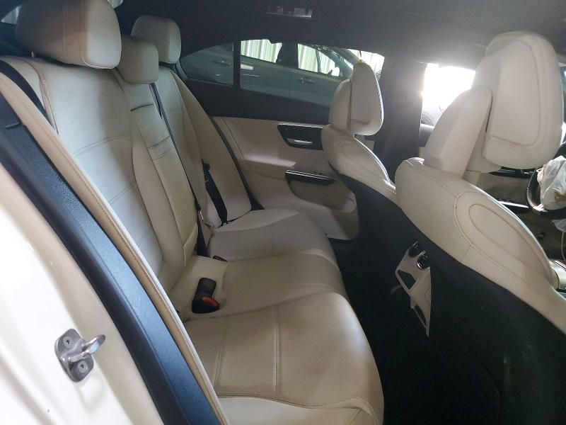 65505146 :رقم المزاد ، W1KAF4HB6RR210956 vin ، 2024 Mercedes-benz C مزاد بيع