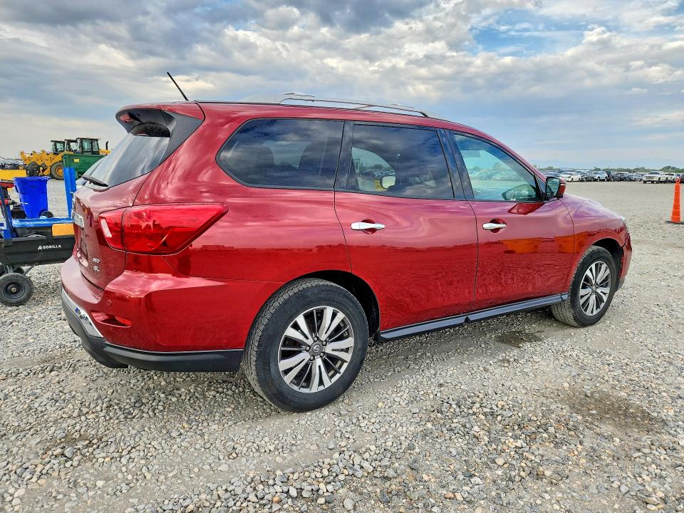 2017 Nissan Pathfinder მანქანა იყიდება აუქციონზე, vin: 5N1DR2MM4HC686775, აუქციონის ნომერი: 64908466
