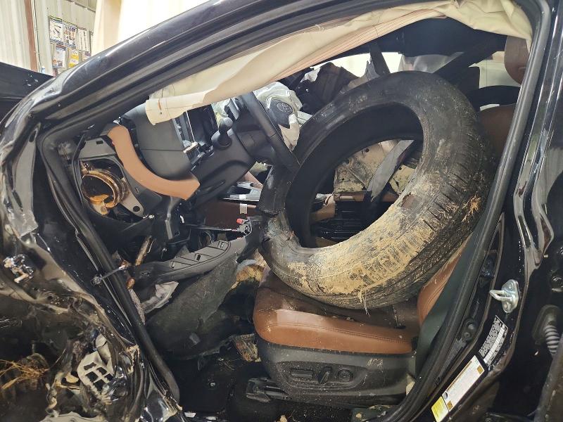 2025 Toyota Crown Signia მანქანა იყიდება აუქციონზე, vin: JTDACAAJ9S3006972, აუქციონის ნომერი: 66351996