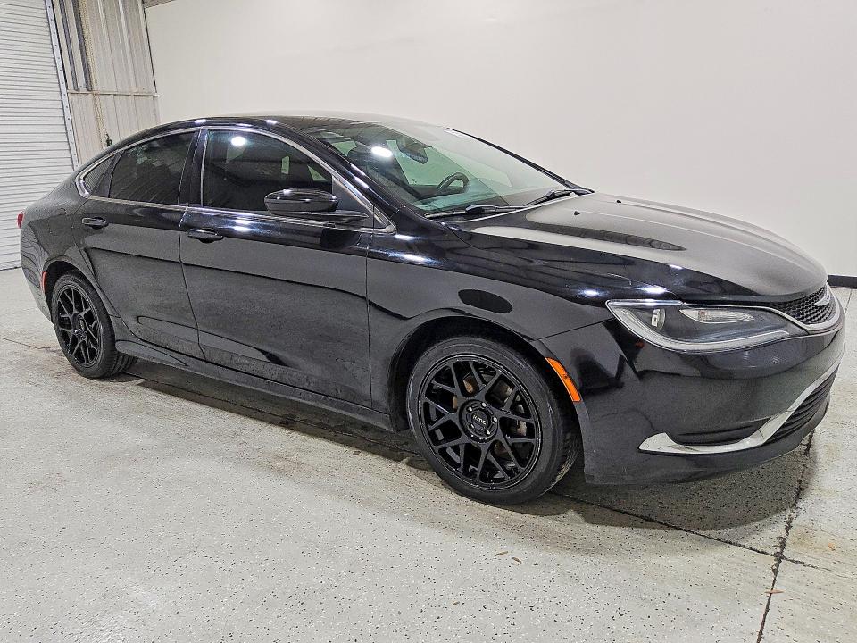 64763336 :رقم المزاد ، 1C3CCCAB8GN152681 vin ، 2016 Chrysler 200 مزاد بيع