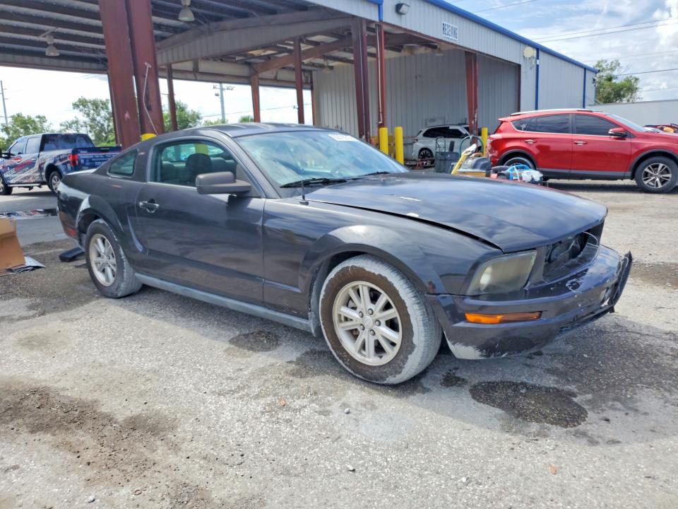 2007 Ford Mustang მანქანა იყიდება აუქციონზე, vin: 1ZVFT80N075323308, აუქციონის ნომერი: 63518916