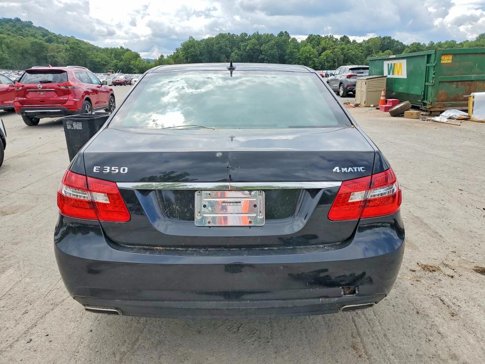 66651926 :رقم المزاد ، WDDHF8HB0AA166736 vin ، 2010 Mercedes-benz E مزاد بيع