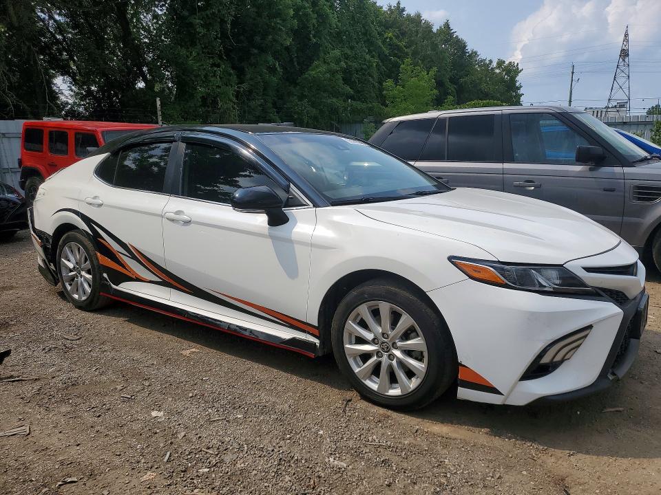 65288746 :رقم المزاد ، 4T1G11AK5LU945973 vin ، 2020 Toyota Camry مزاد بيع