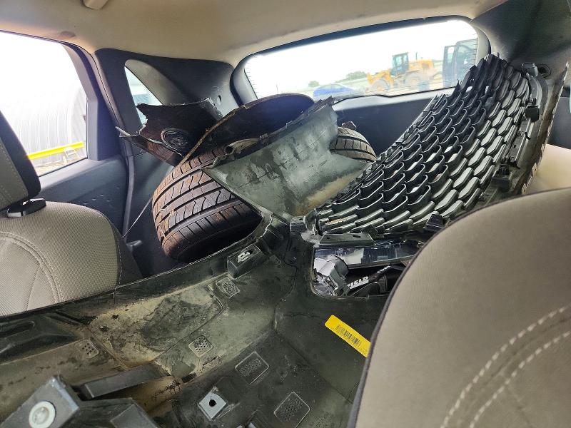64517136 :رقم المزاد ، 1FMCU0F60LUA33246 vin ، 2020 Ford Escape مزاد بيع
