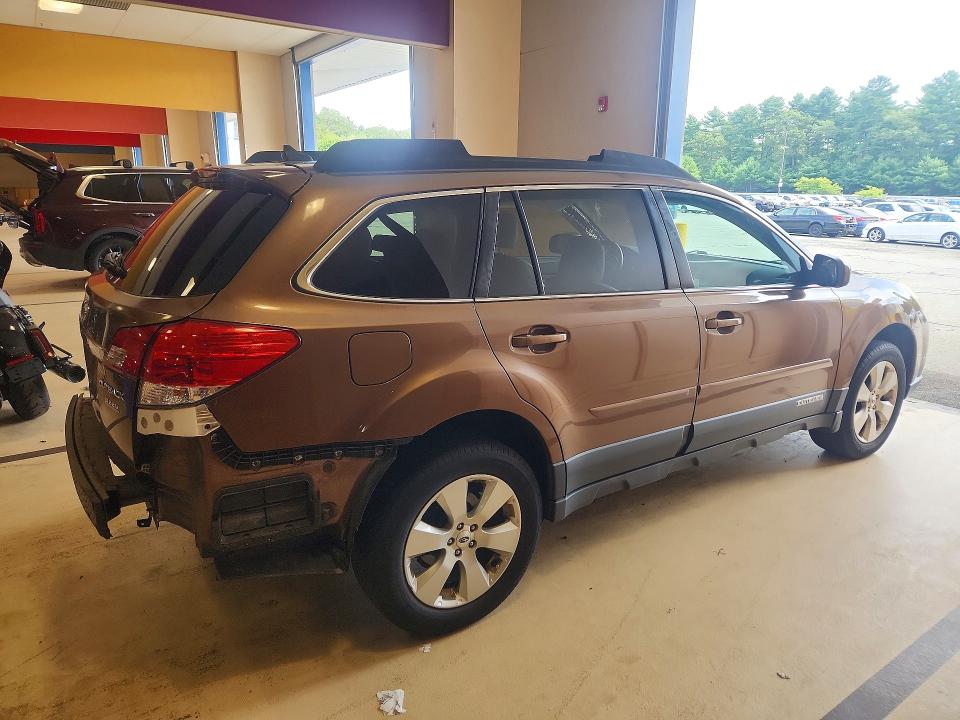 2011 Subaru Outback მანქანა იყიდება აუქციონზე, vin: 4S4BRBKC3B3442592, აუქციონის ნომერი: 66013206