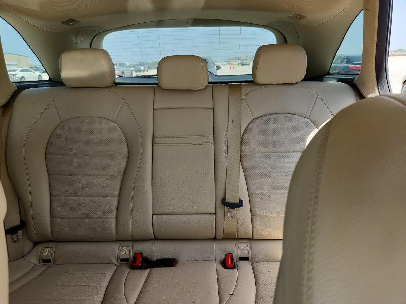 65864346 :رقم المزاد ، WDC0G4JB9HF224728 vin ، 2017 Mercedes-benz Glc مزاد بيع