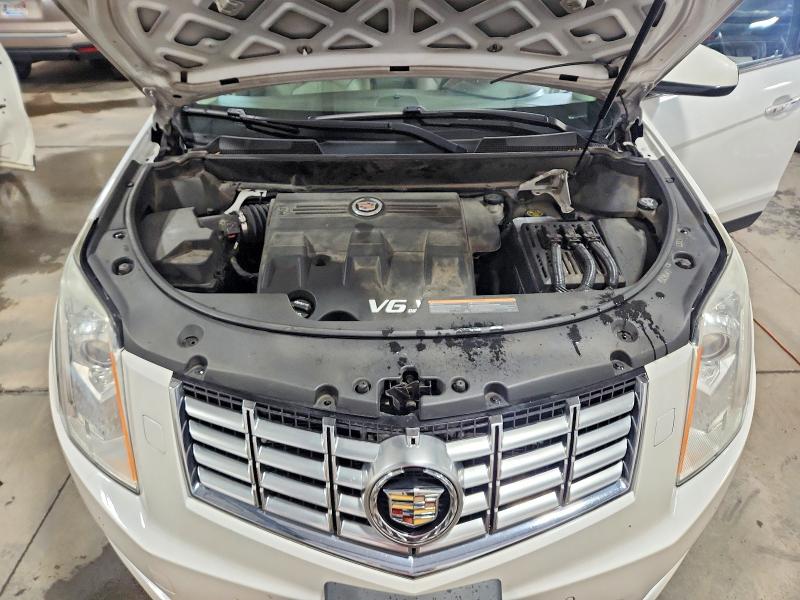 71093786 :رقم المزاد ، 3GYFNGE3XES661147 vin ، 2014 Cadillac Srx مزاد بيع