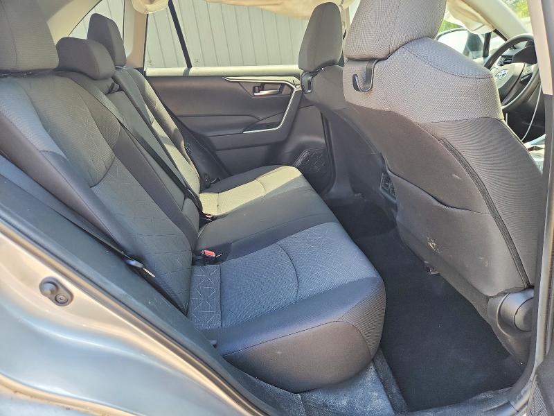 Продажа на аукционе авто 2021 Toyota Rav4, vin: 2T3W1RFV3MC086440, номер лота: 63830616