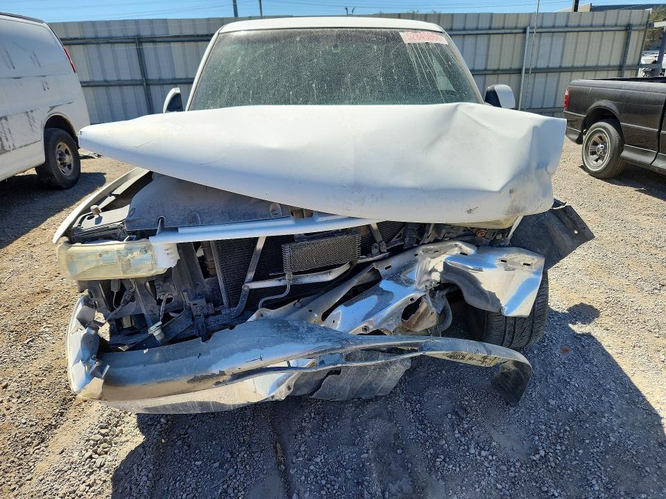 2000 Chevrolet Silverado მანქანა იყიდება აუქციონზე, vin: 1GCEC19T9YZ189545, აუქციონის ნომერი: 52845066