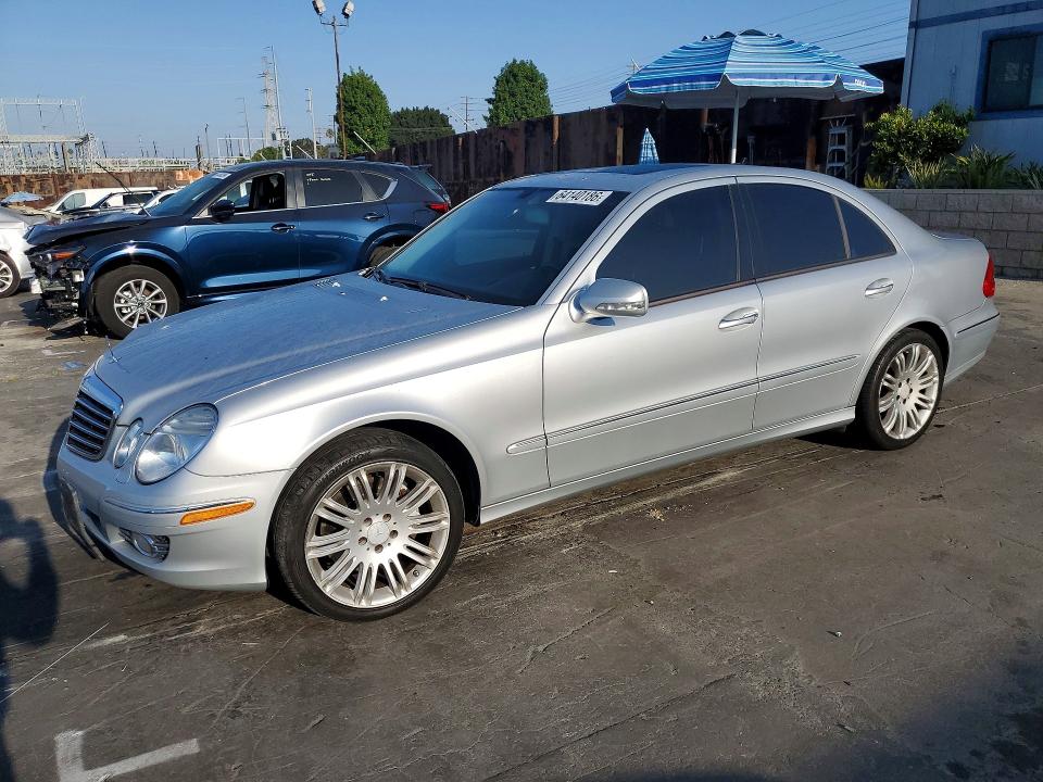 Продажа на аукционе авто 2008 Mercedes-benz E, vin: WDBUF56X18B259161, номер лота: 64140186
