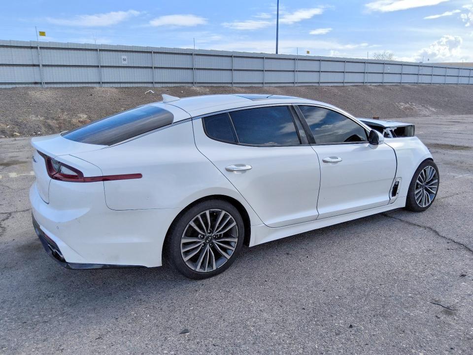 69823136 :رقم المزاد ، KNAE25LA2K6059260 vin ، 2019 Kia Stinger مزاد بيع