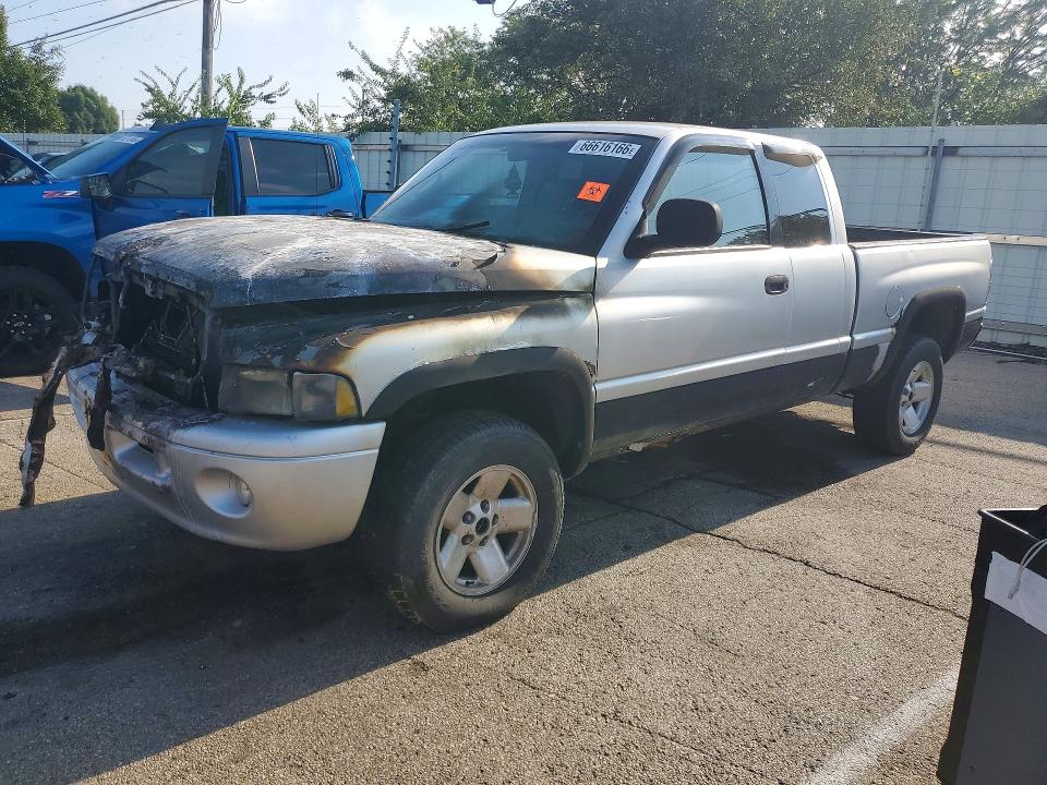 Продажа на аукционе авто 2001 Dodge Ram 1500, vin: 1B7HF13ZX1J541263, номер лота: 66616166