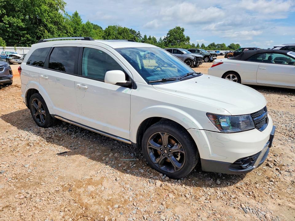 62390906 :رقم المزاد ، 3C4PDCGB8LT231571 vin ، 2020 Dodge Journey مزاد بيع